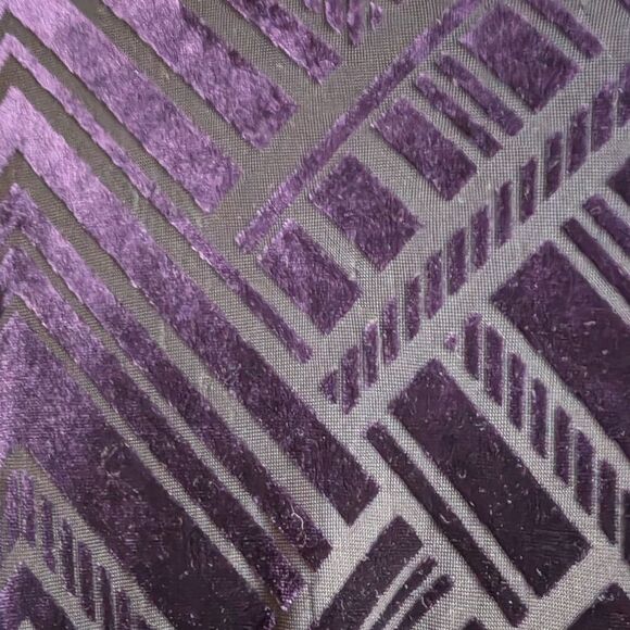 Vince Camuto Burnout Velvet Art Deco Deep Purple Sheath Midi Dress Size 10 - Picture 4 of 11